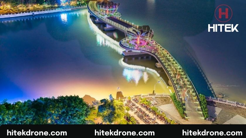 Biểu diễn Drone Light Show Bến Ninh Kiều