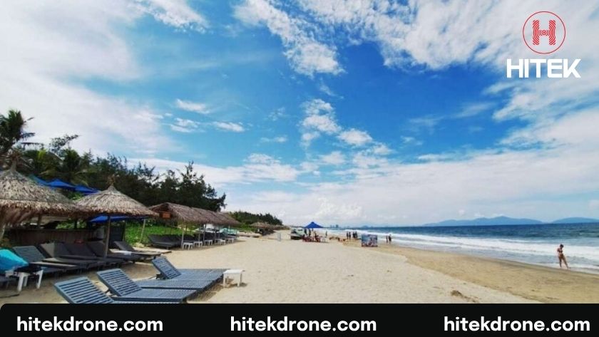 Bãi biển An Bàng, với khoảng trống bãi biển thích hợp làm bãi đáp Drone Light Show